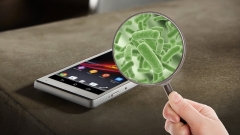 Вчені створили скло для смартфонів, яке вбиває майже 100% бактерій на своїй поверхні