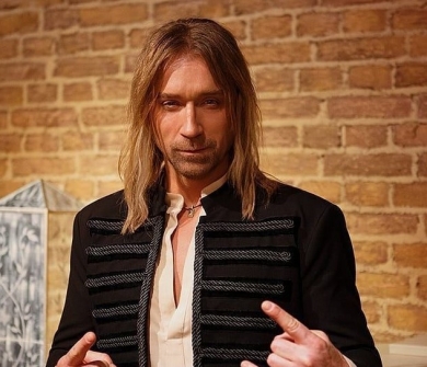 ОЛЕГ ВИННИК ЗМІНИВ ОБРАЗ