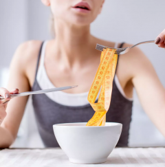 6 симптомів розладу харчової поведінки, які повинні вас насторожити