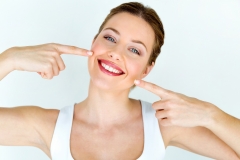 Стоматолог відкрив секрет, у який час доби не можна нічого їсти й пити – зуби будуть білосніжними
