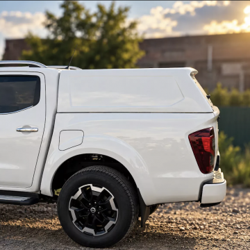 Nissan Navara для сервісної бригади: організація закритого вантажного відсіку