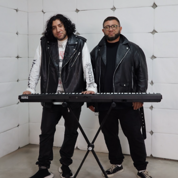 Новий реліз від Azir & Ravshik, який викликає залежність! “Дофамін” уже на всіх платформах