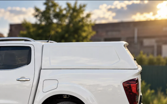 Nissan Navara для сервісної бригади: організація закритого вантажного відсіку