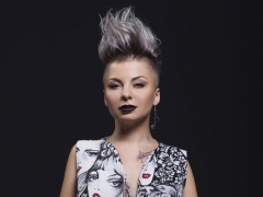KIRA MAZUR