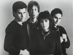 JOAN JETT & BLACKHEARTS
