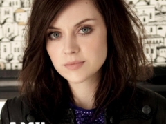 AMY MACDONALD
