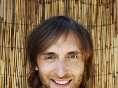 DAVID GUETTA & SAM MARTIN