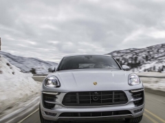 PORSCHE MAKAN