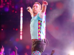 THE CHAINSMOKERS & COLDPLAY