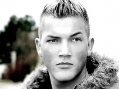 BASTIAN VAN SHIELD