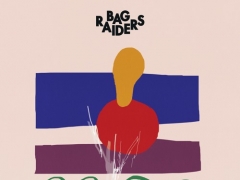 BAG RAIDERS