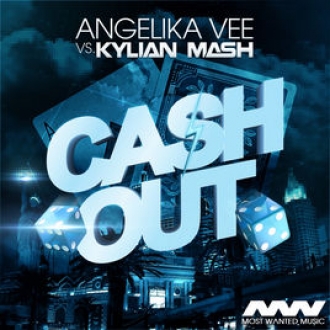 ANGELIKA VEE & KYLIAN MASH