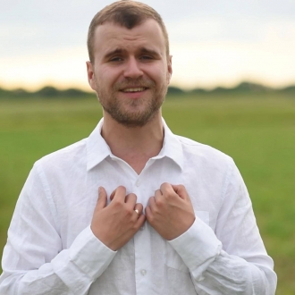 ВЛАД ГНАТОВСЬКИЙ